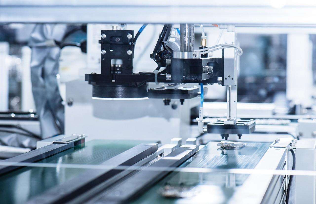 消费电子出货量暴降,芯片巨头开辟物联网第二战场